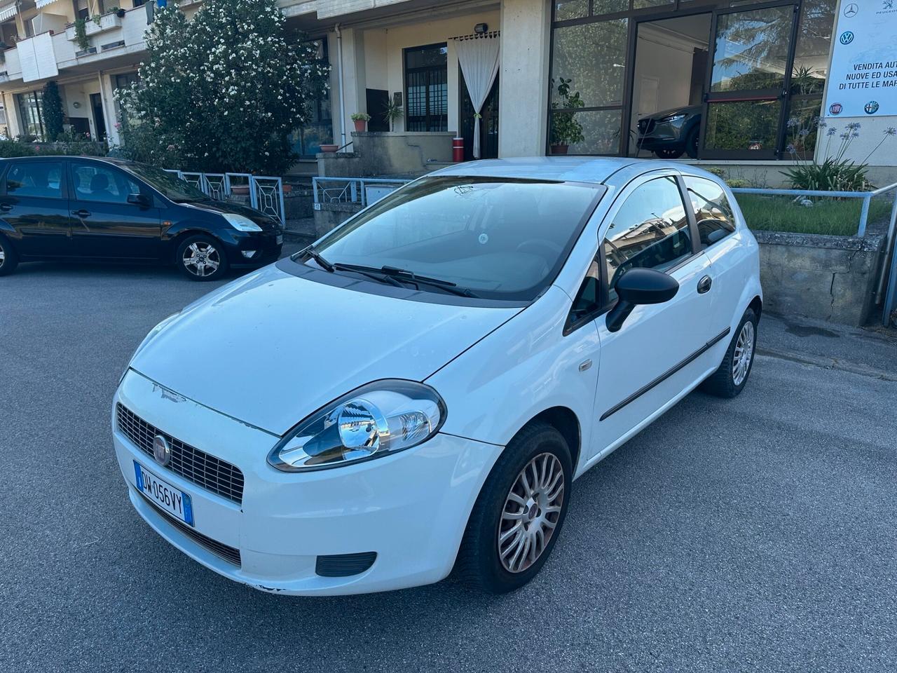 Fiat Grande Punto Grande Punto 1.2 3 porte Actual ok neo patentati