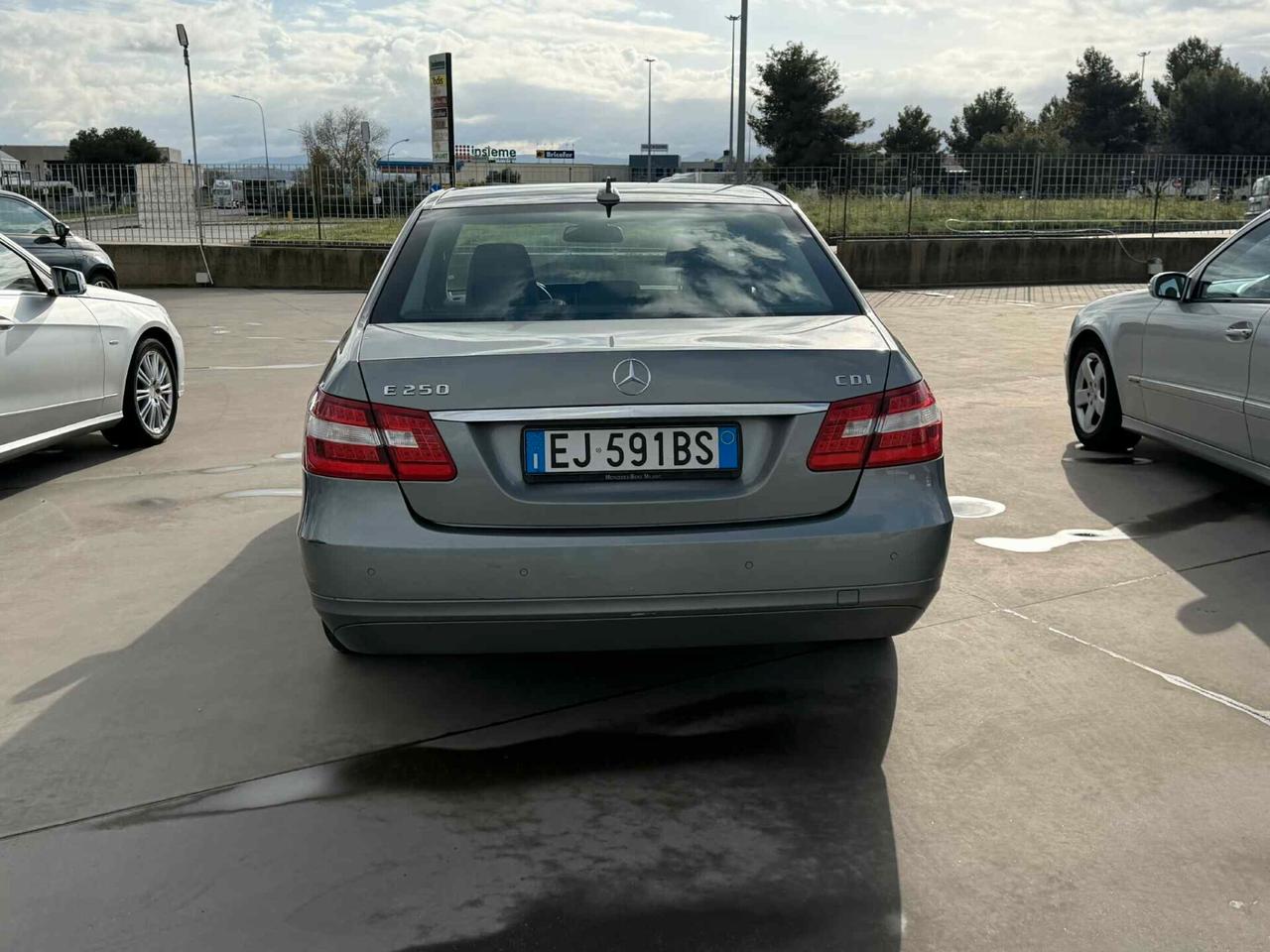 Mercedes-benz E 250 CDI BlueEFFICIENCY AMG Avantgarde 2012