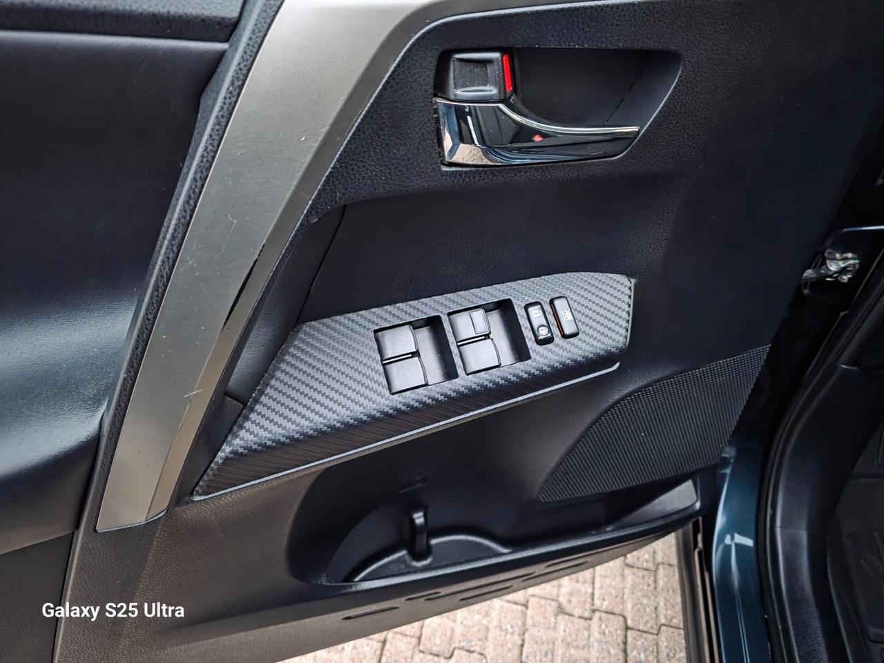 RAV4 2.0 D-4D 4WD Lounge valuto usato scambio