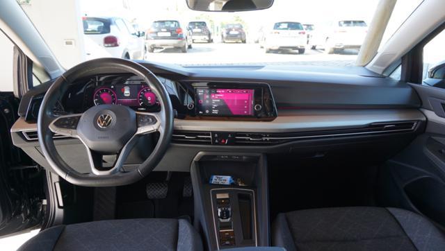VOLKSWAGEN Golf 1.0 eTSI EVO DSG Life