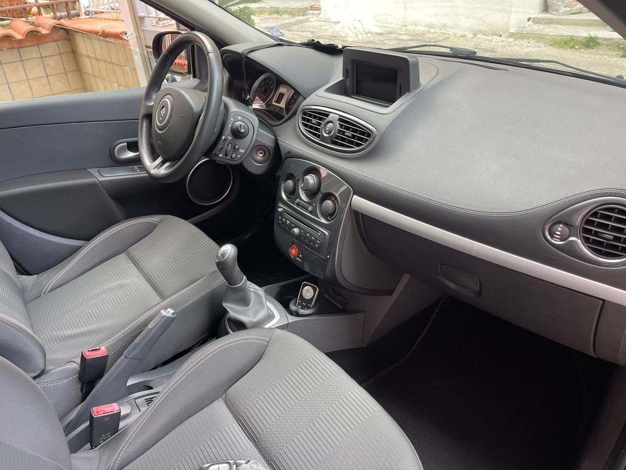 Renault Clio 1.2 16V 5 porte / GARANZIA 12 MESI