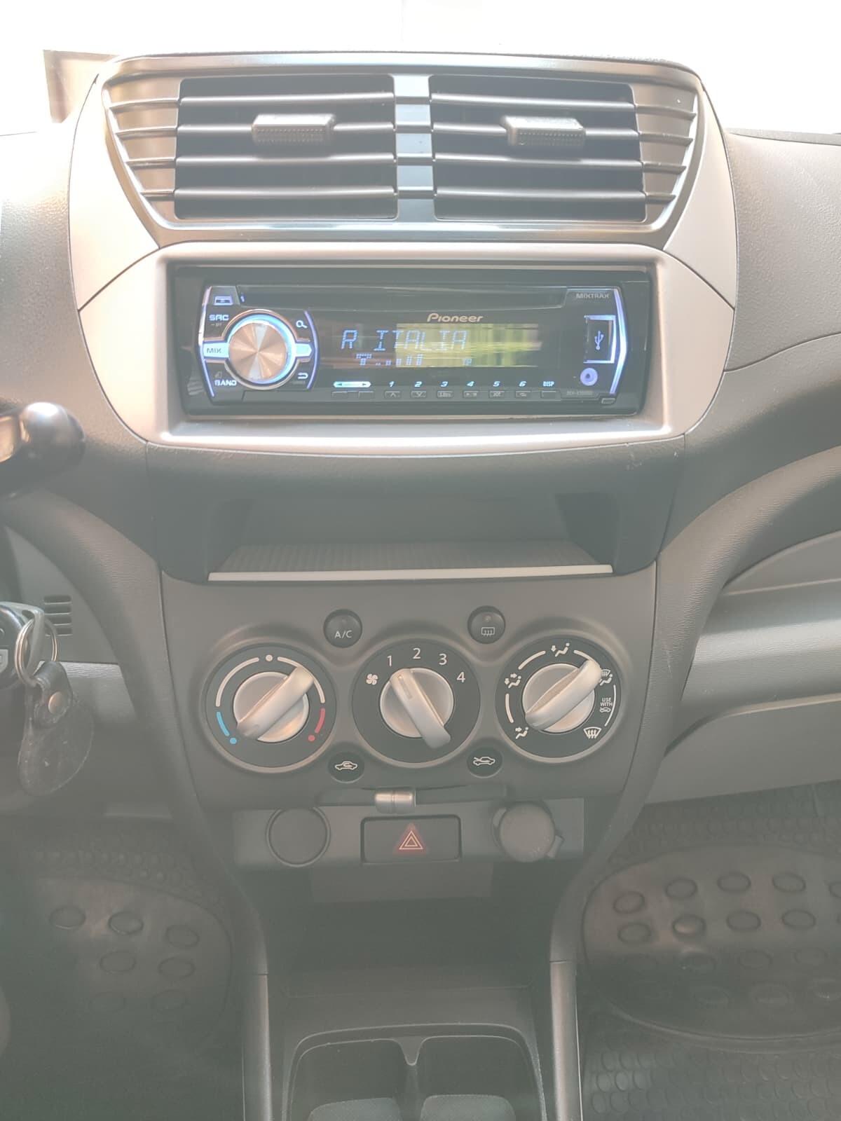 Suzuki Alto 1.0 VVT GLX