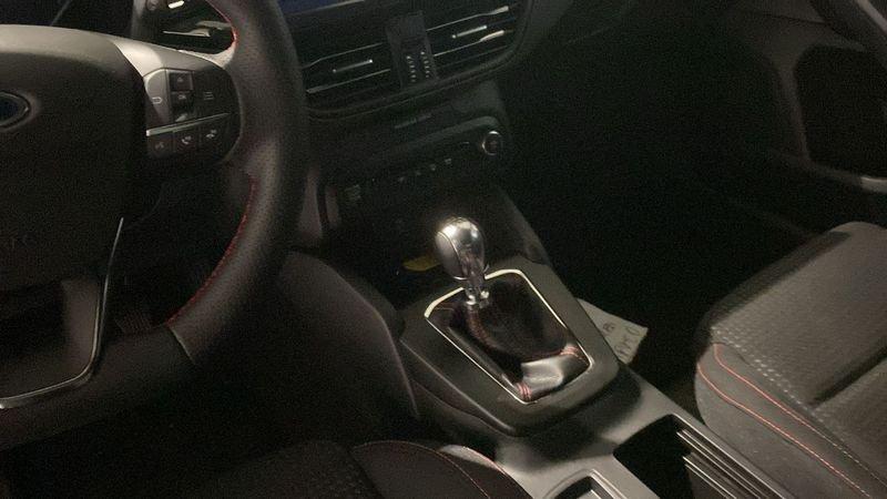 Ford Focus 1.0 EcoBoost Hybrid 125 CV 5p. ST Line