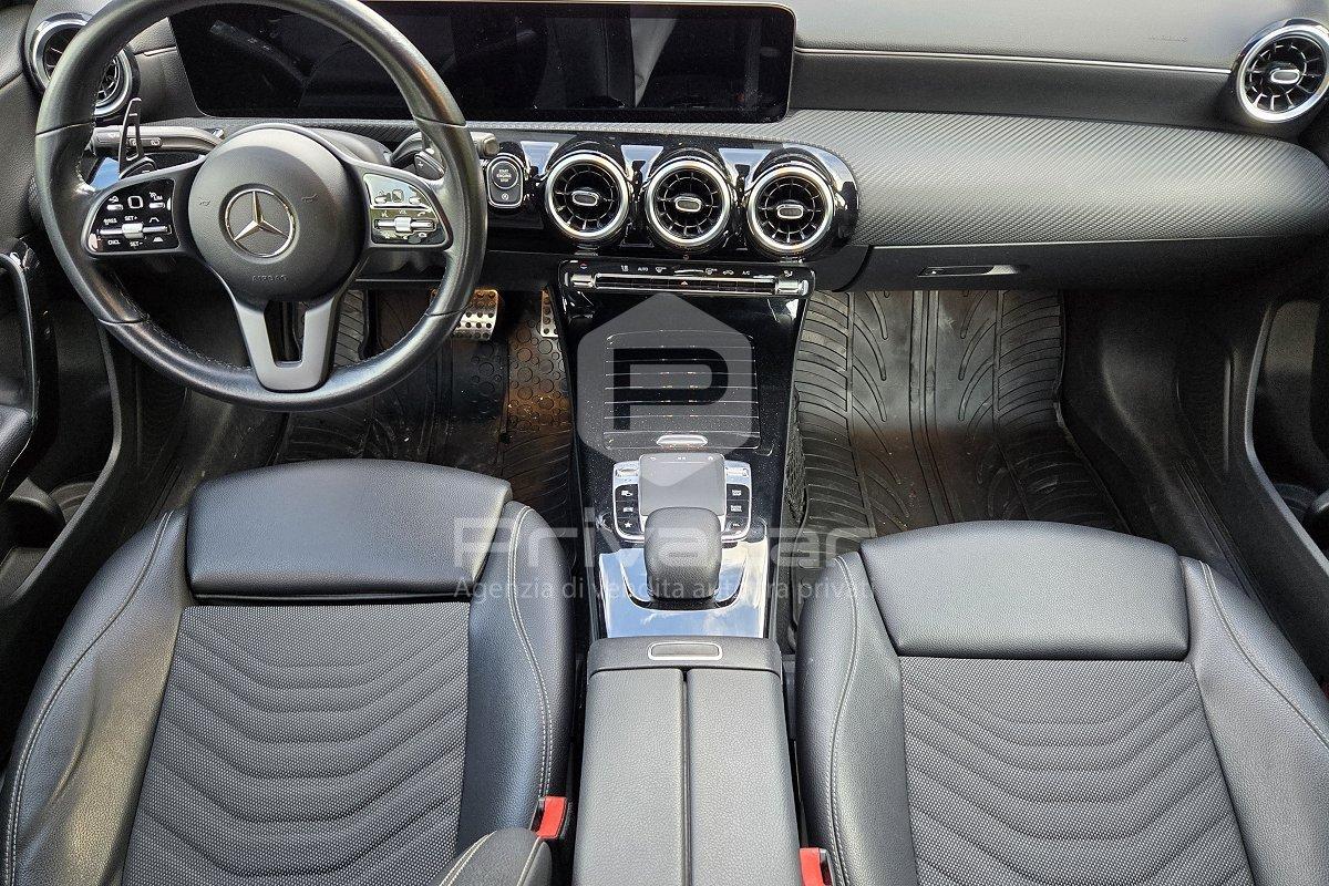 MERCEDES A 180 d Automatic Business Extra
