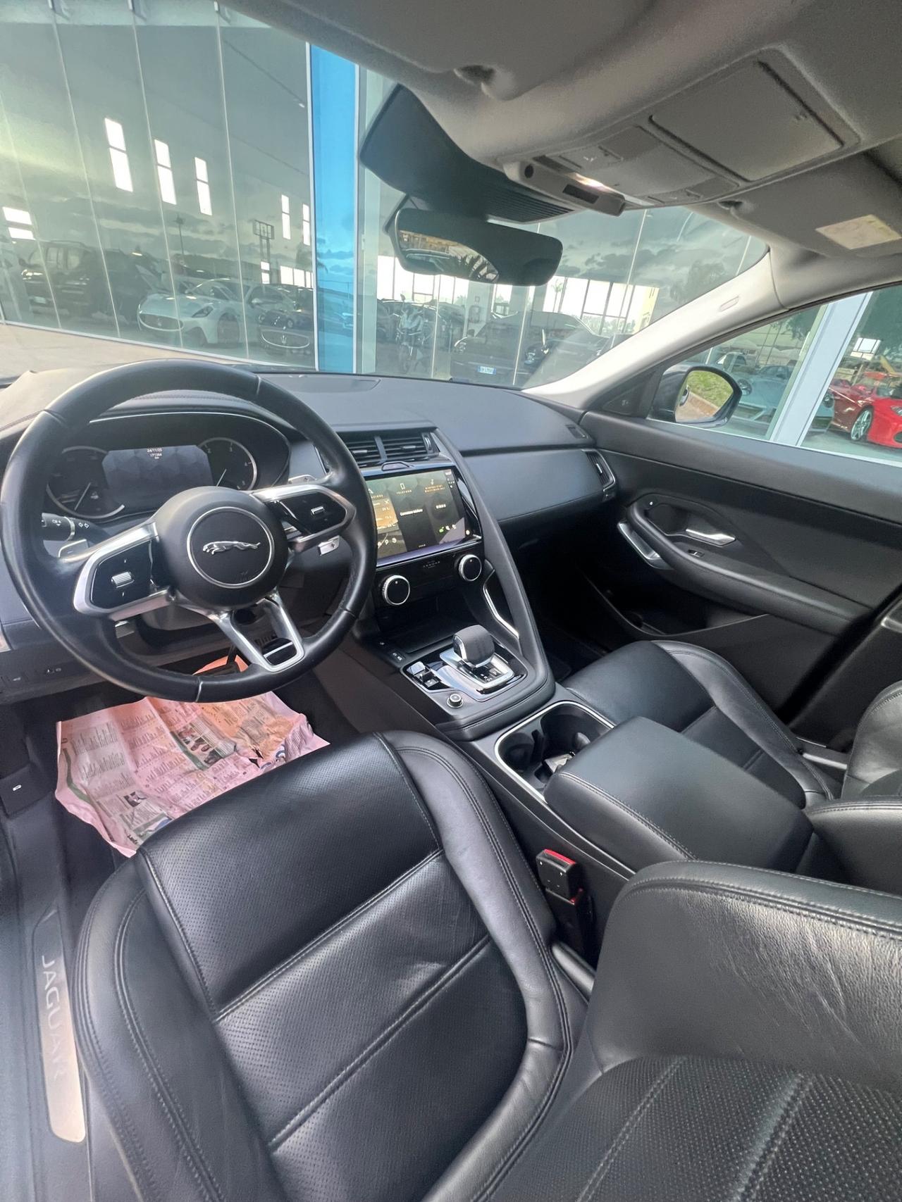 Jaguar E-Pace 2.0d SE awd offerta T-Stock prezzo imperdibile