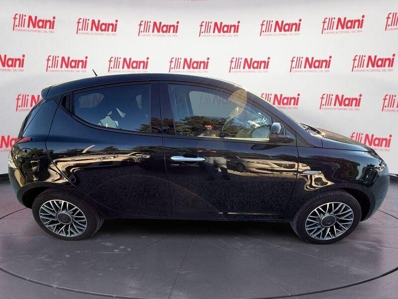 Lancia Ypsilon 1.0 FireFly 5 porte S&S Hybryd Gold