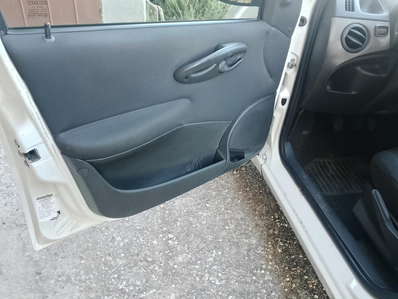 Fiat Punto Classic 1.2 cc benzina metano unica proprietaria 144.000 km auto perfetta