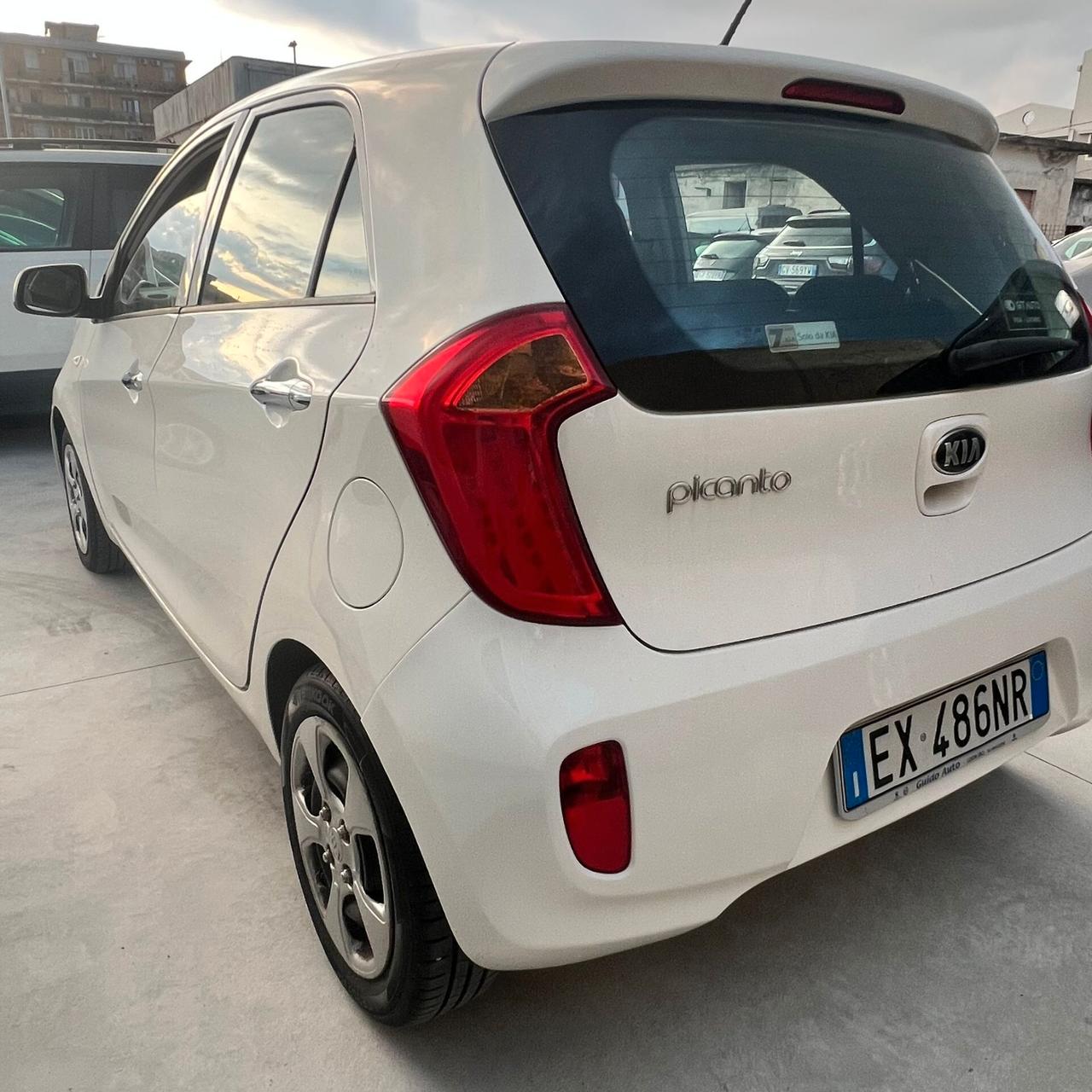 Kia Picanto 1.0 12V 5 porte Glam