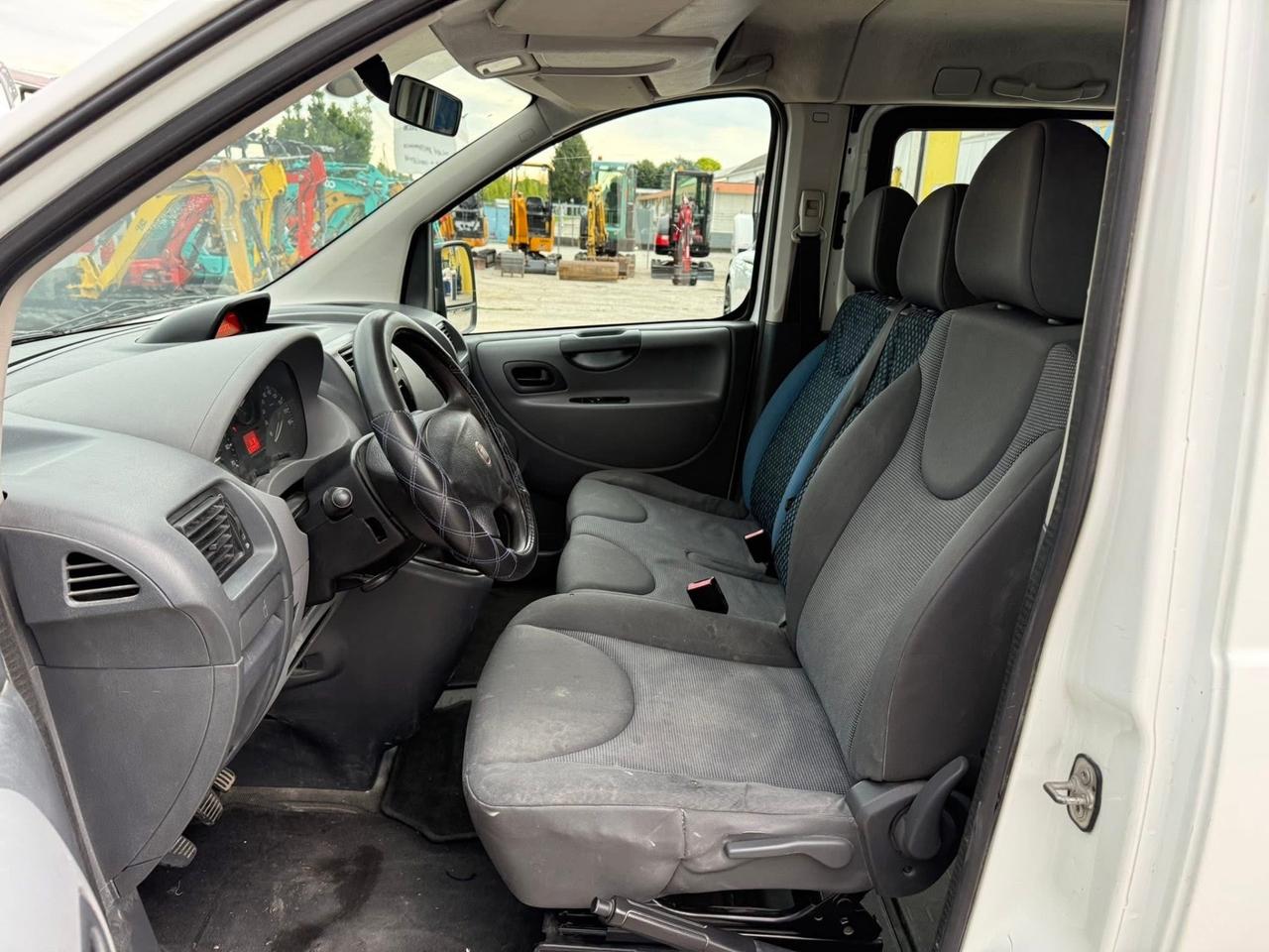 Autocarro FIAT SCUDO 2.0 MJT 120 CV - 6 POSTI