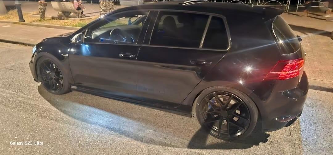 Volkswagen Golf R 2.0 DSG 5p.