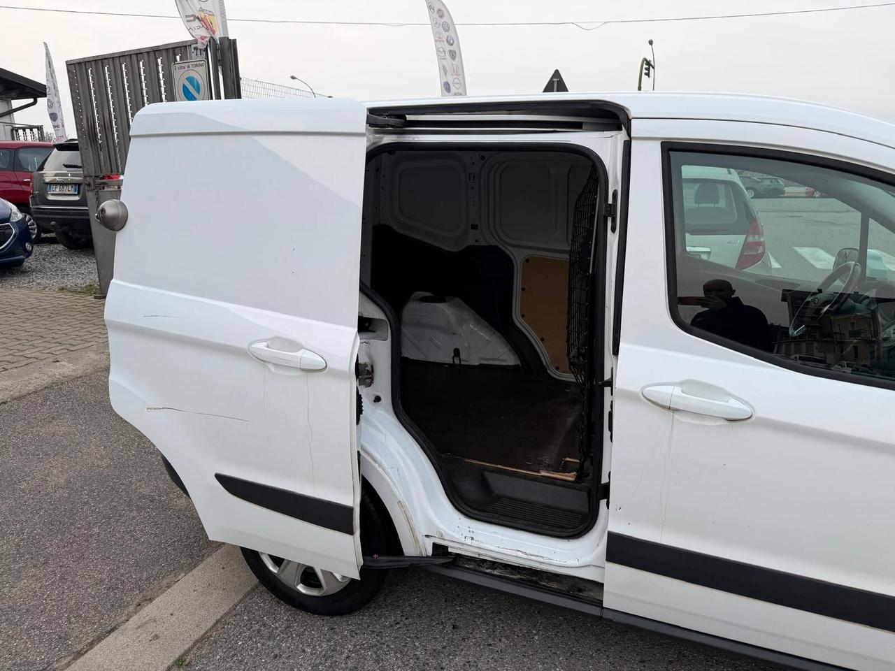 Ford Transit Courier 1.5 TDCi 75CV Van Trend