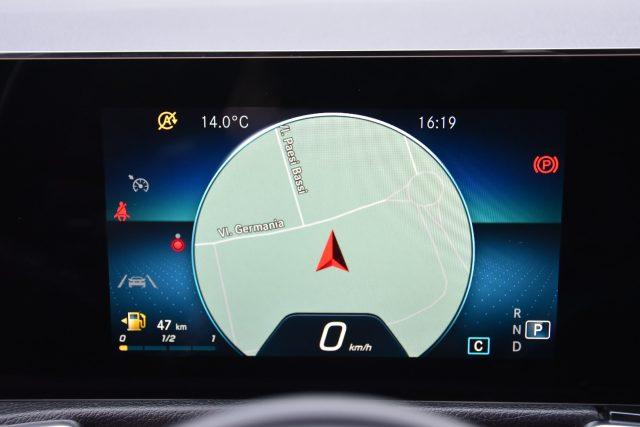 MERCEDES-BENZ GLB 180 d Automatic Business Extra *PELLE, NAVIGATORE*