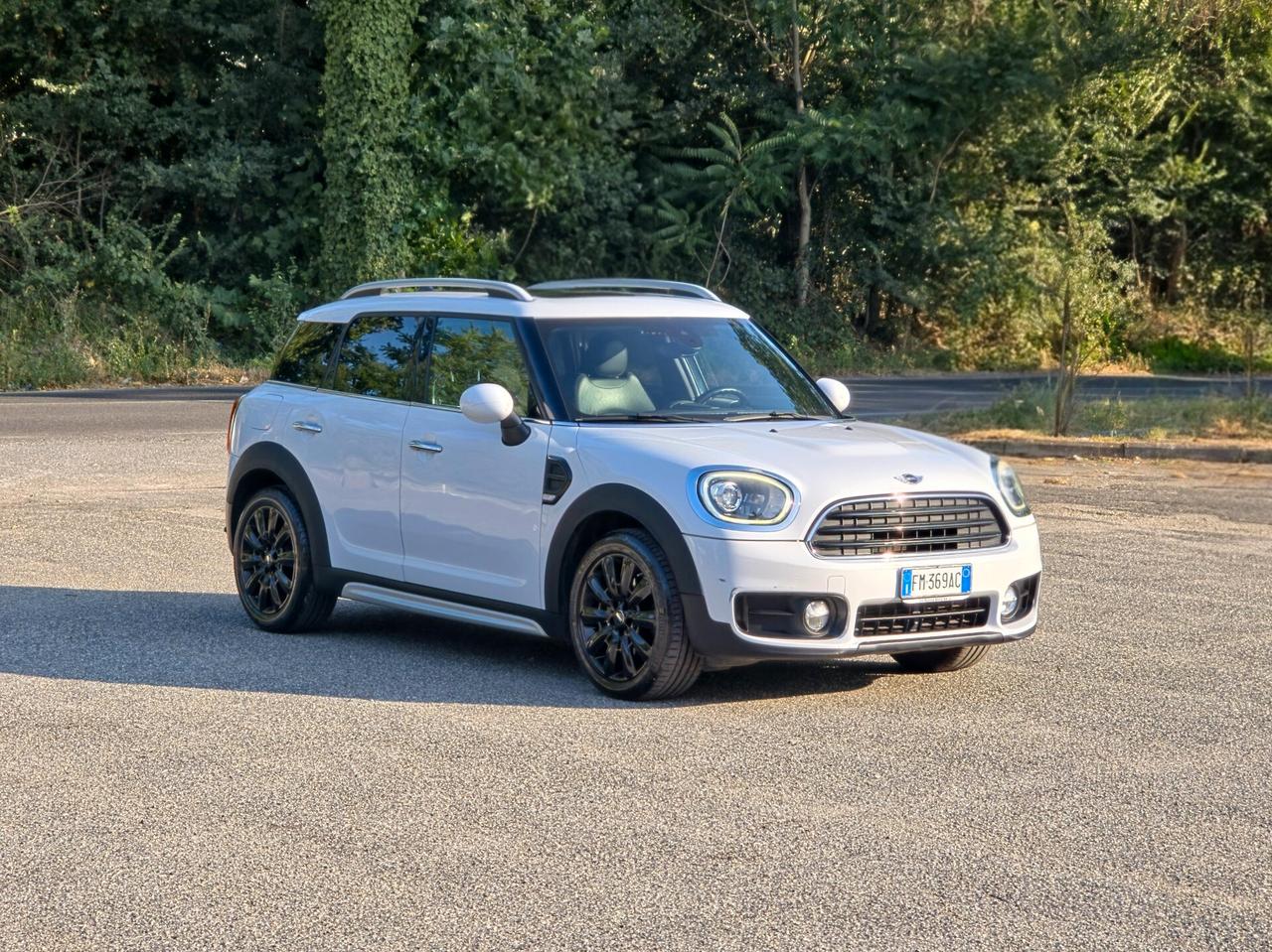 Mini Cooper D Countryman 2.0 Hype CV-150 E6B Automatica 2017