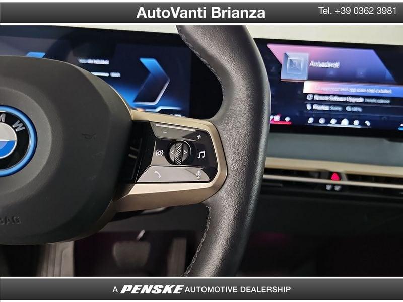 BMW iX iX xDrive50 Pacchetto Sportivo