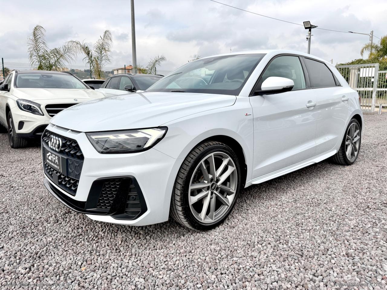 AUDI A1 SPORTBACK 30 TFSI S-line LED NAVI PELLE RETROCAMERA