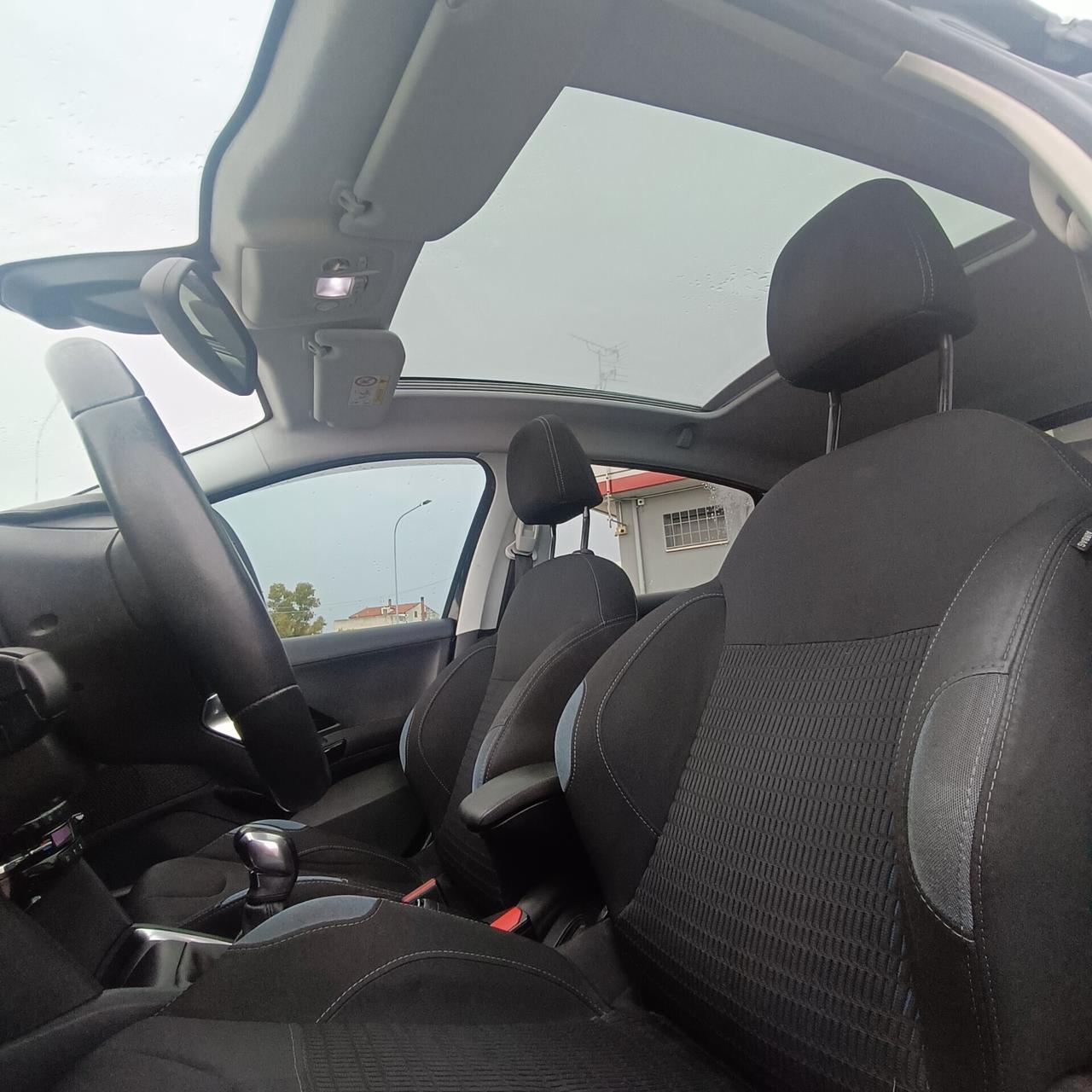 Peugeot 208 1.4 HDi 68 CV 3 porte Allure