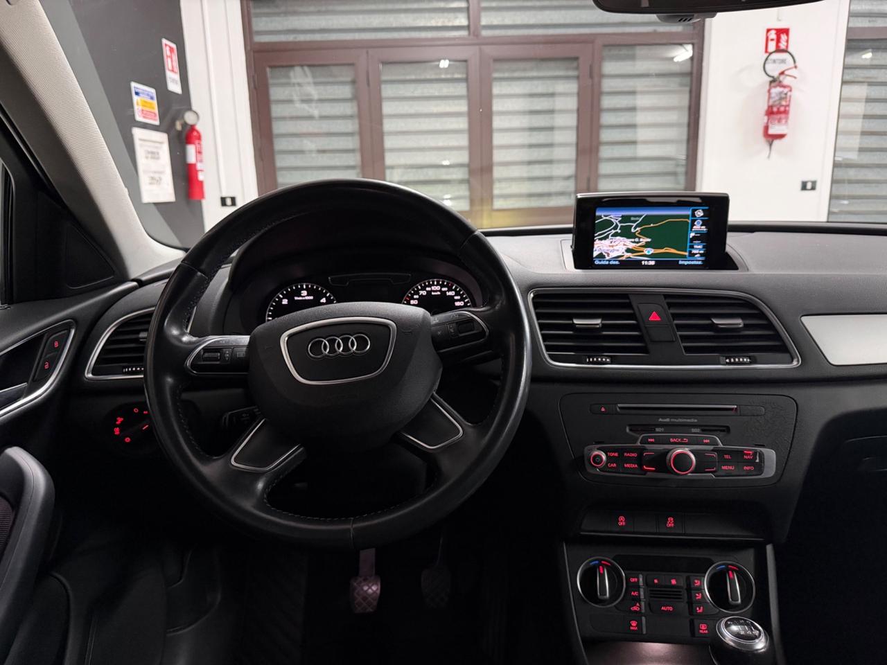 AUDI Q3 2.0 TDI (120) Business Sport 2016