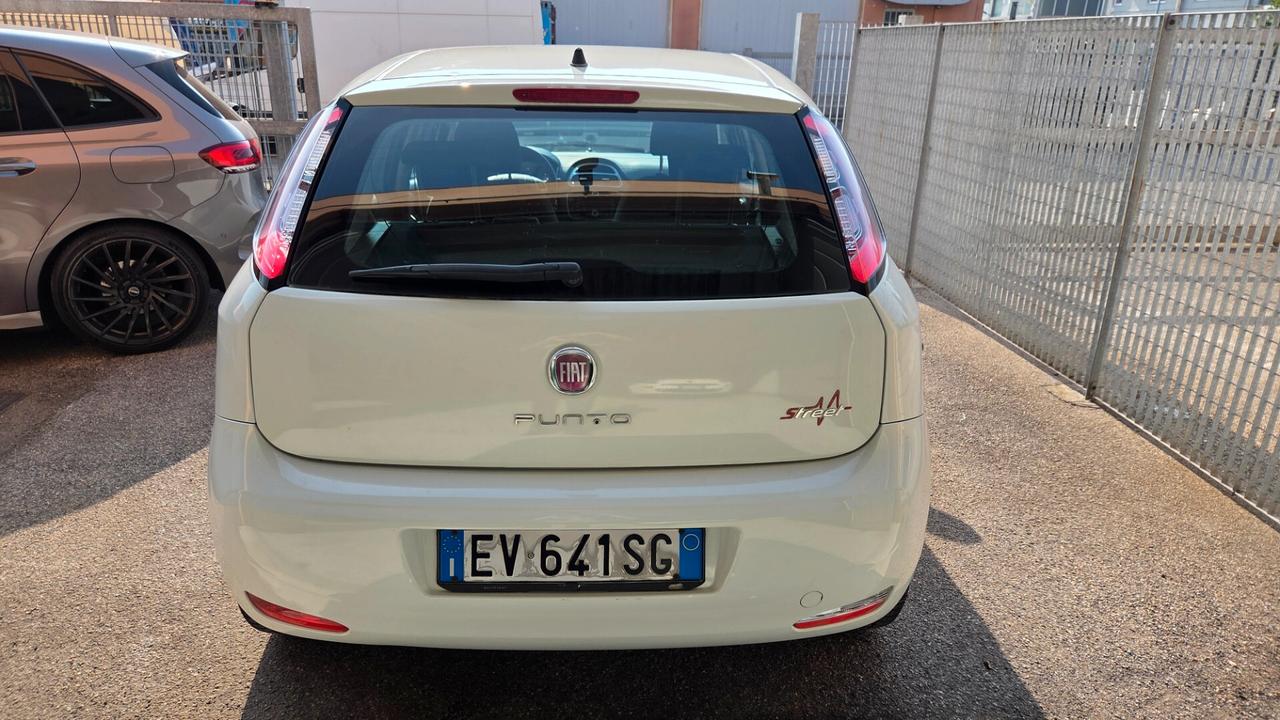 Fiat Punto 1.4 S&S 8V 5 porte Lounge