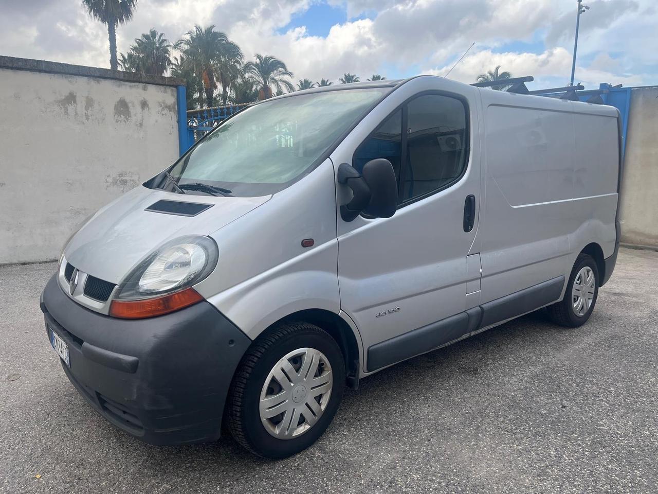 Renault trafic cargo 1.9 dci-cv 100 -2004