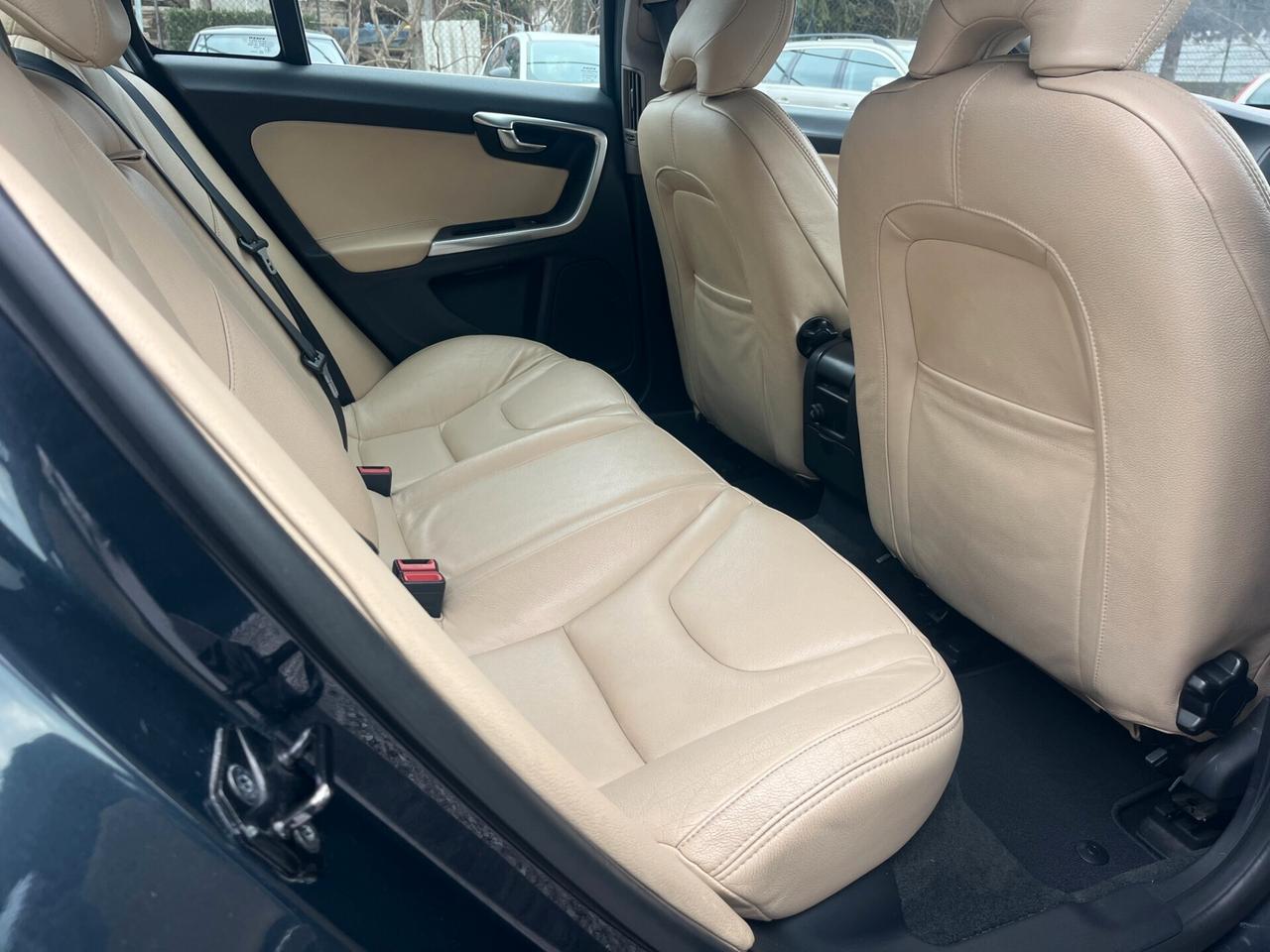 Volvo S60 D3 Geartronic Momentum