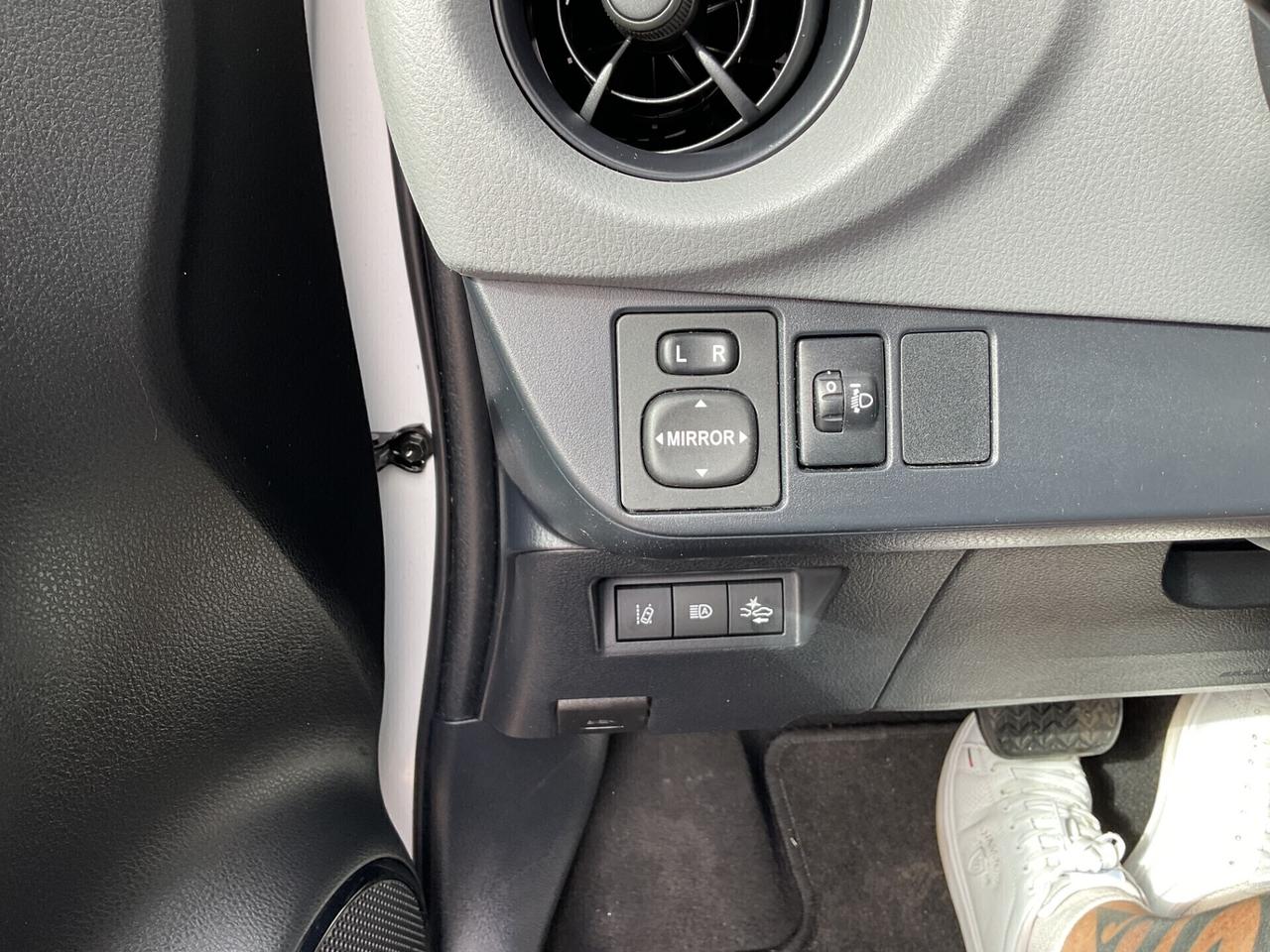 Toyota Yaris 1.5 Hybrid 5 porte Active