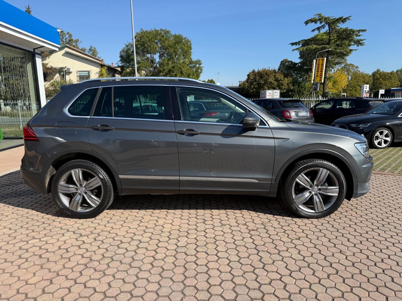 Volkswagen Tiguan 2.0 TDI SCR DSG 4MOTION Advanced BMT