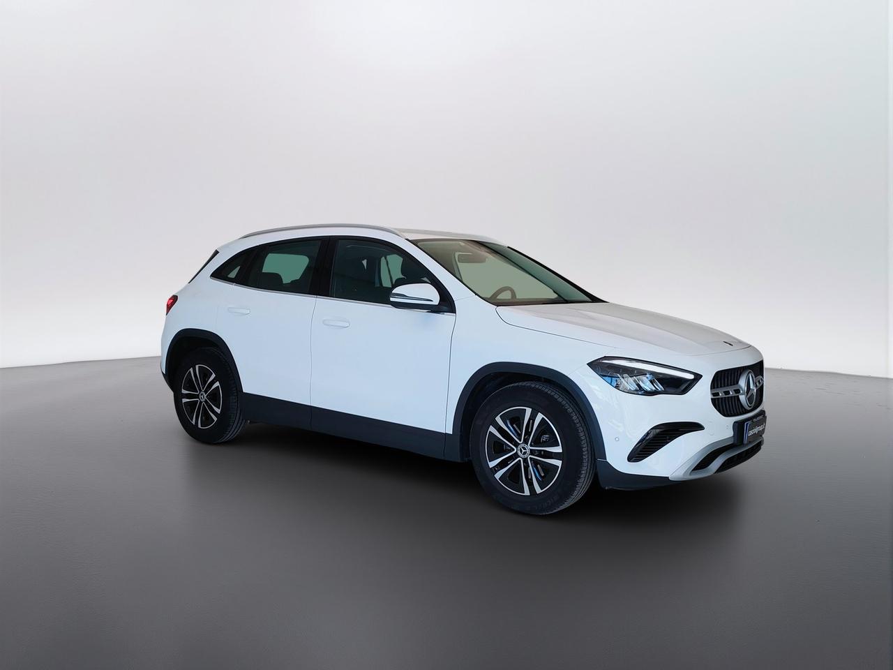 Mercedes-Benz GLA-H247 2023 - GLA 200 d Advanced 4matic auto