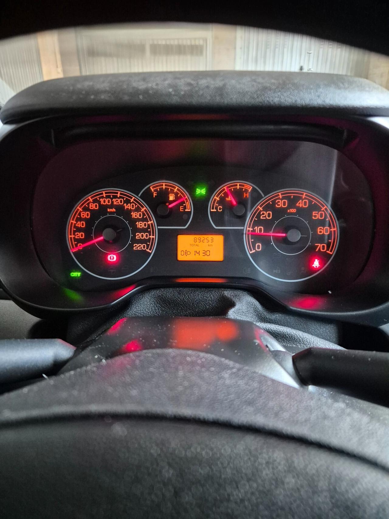 FIAT GRANDE PUNTO 1.2 BENZINA NEO PATENTATI