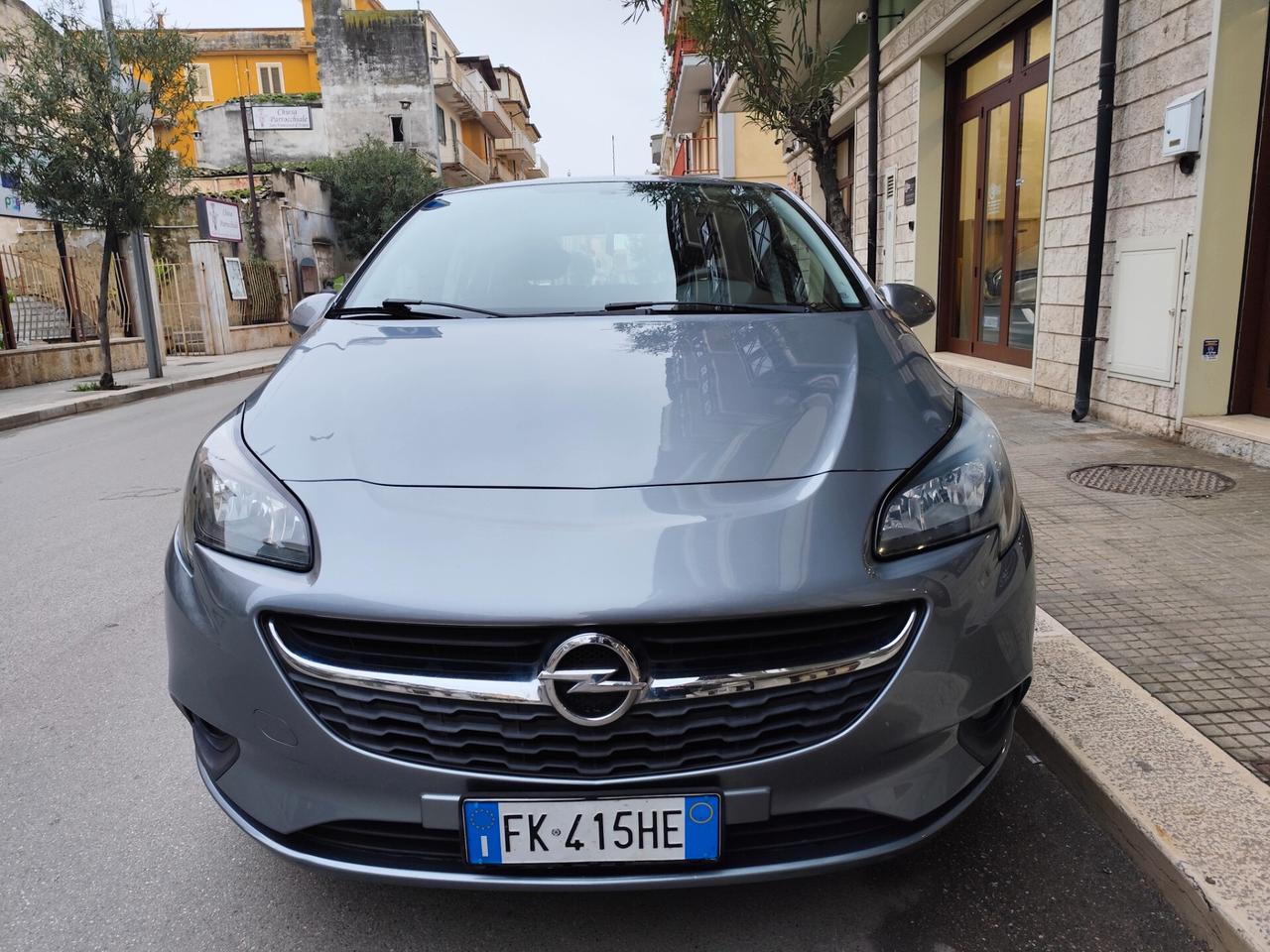 Opel Corsa 1.4 90CV GPL Tech 5 porte