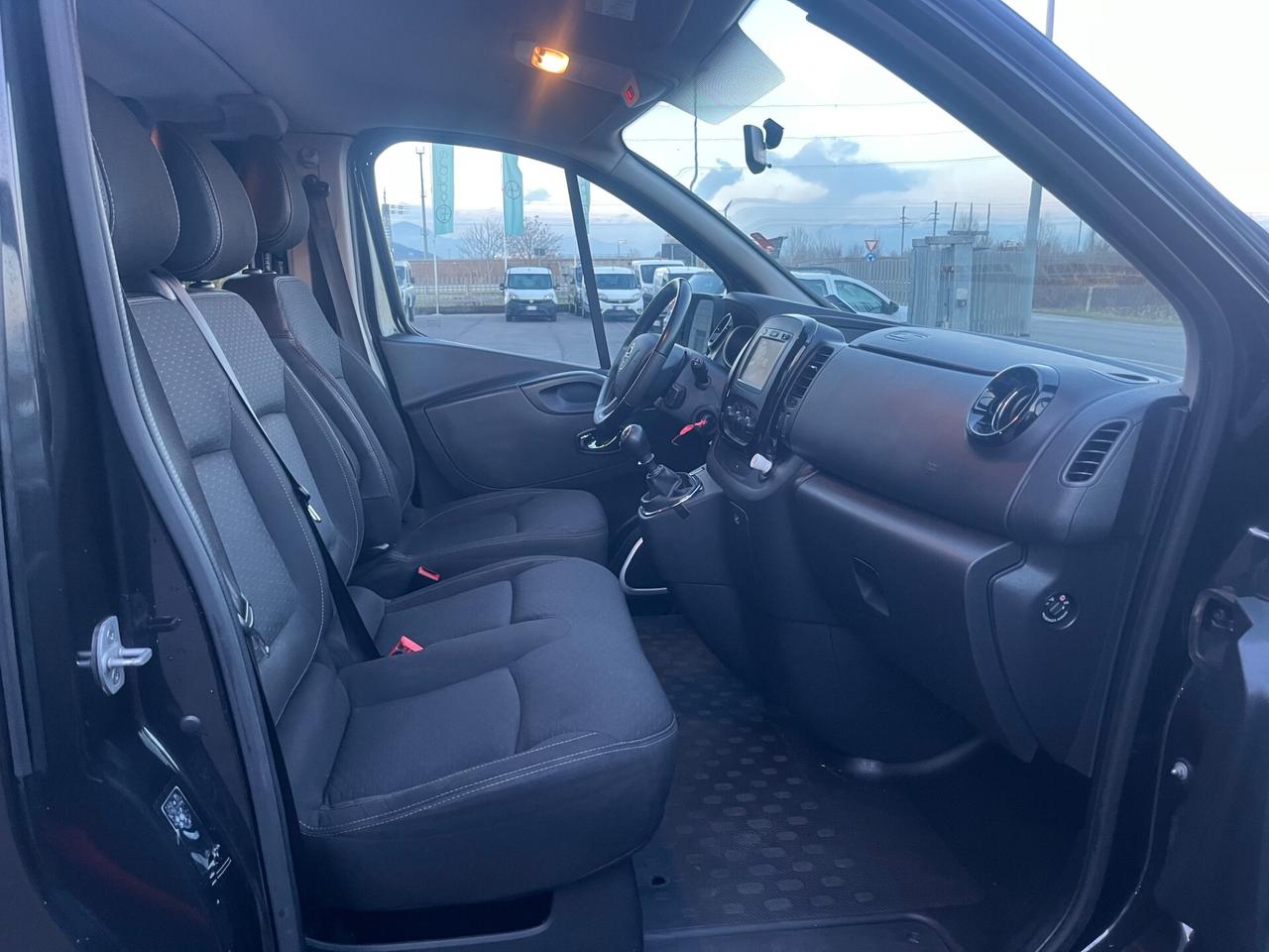 Opel Vivaro 1.6 BiTurbo CDTi 125 CVPasso Lungo 9 POSTI