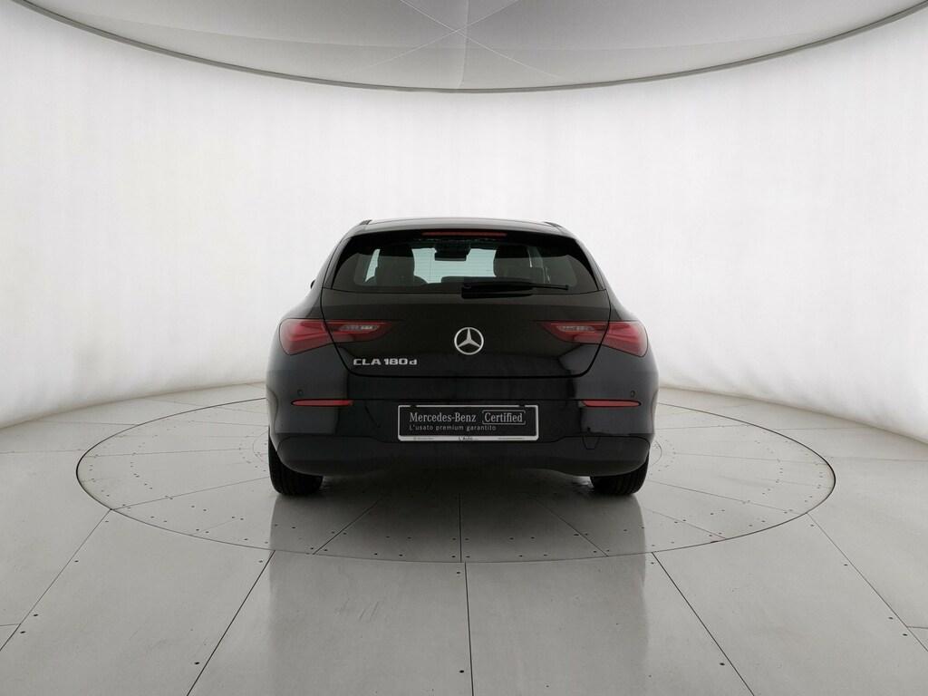 Mercedes CLA Shooting Brake 180 D Advanced 8G-DCT