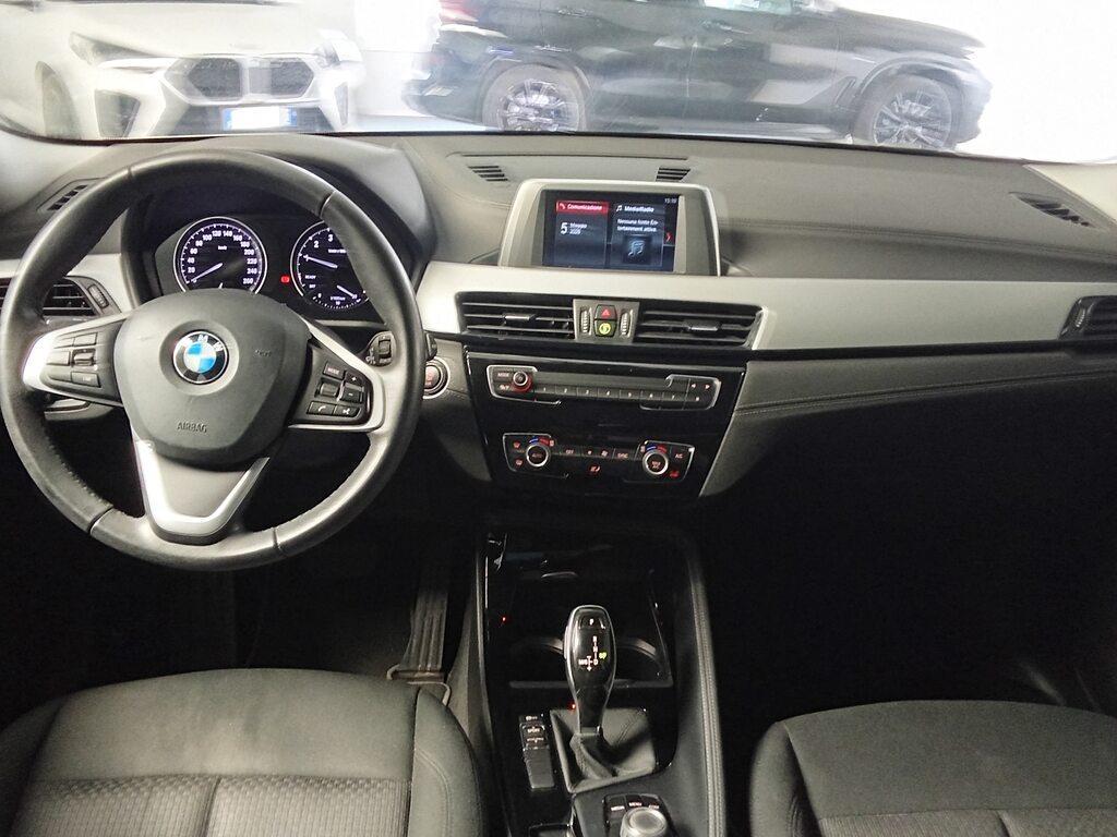 BMW X2 18 i Advantage sDrive Steptronic