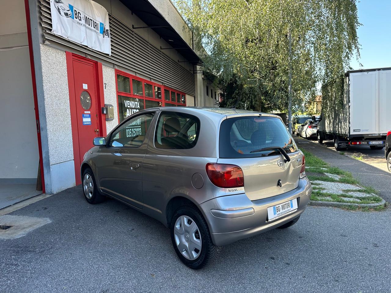Toyota Yaris 1.0 3p Sol unipropr. ok neopat. GARANZIA