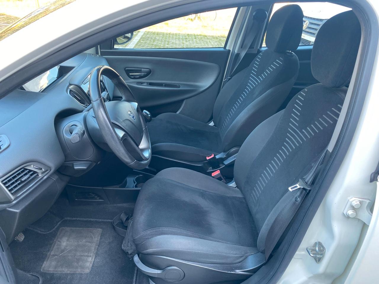 Lancia Ypsilon 1.2 69cv Platinum - IMPECCABILE !!!