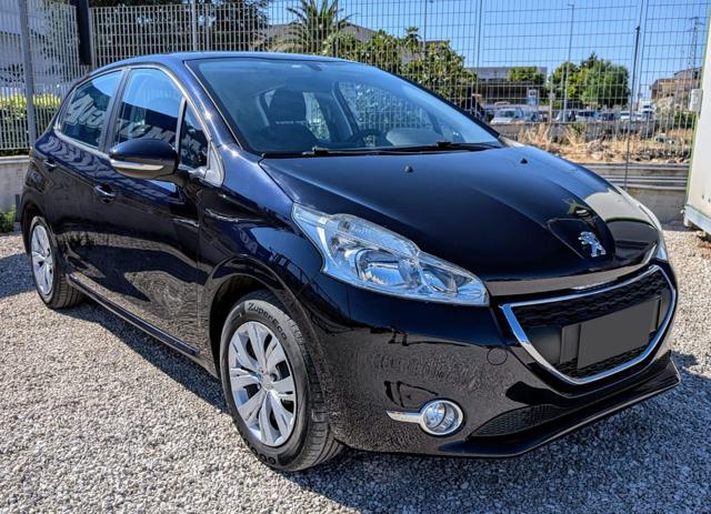 PEUGEOT 208 1.4 8V HDi 68CV 5p. Allure