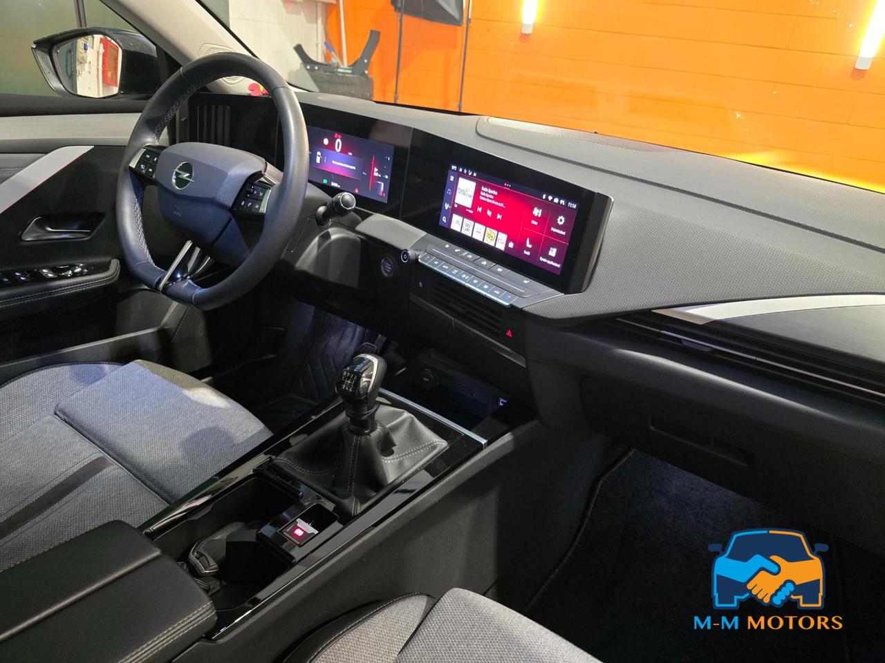 Opel Astra 1.2 t Business Elegance s&s 130cv