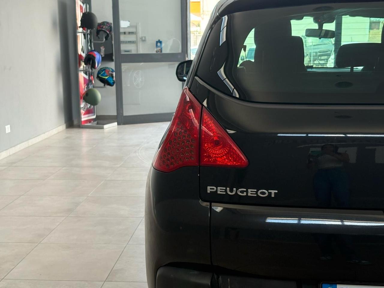 Peugeot 3008 1.6 HDi 110CV Outdoor