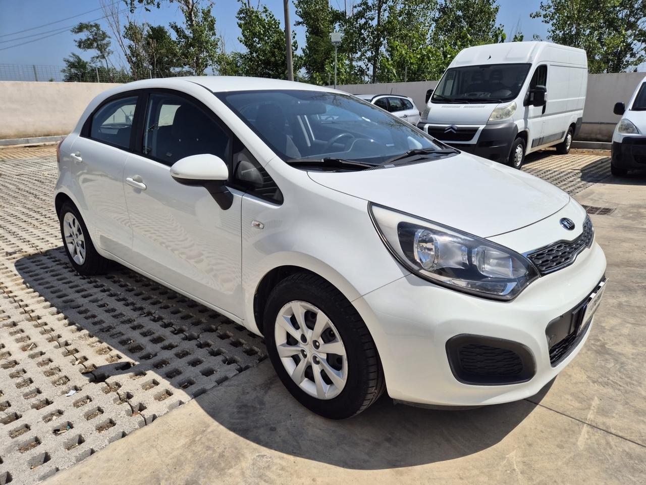 Kia Rio 1.2 CVVT 5p. LX
