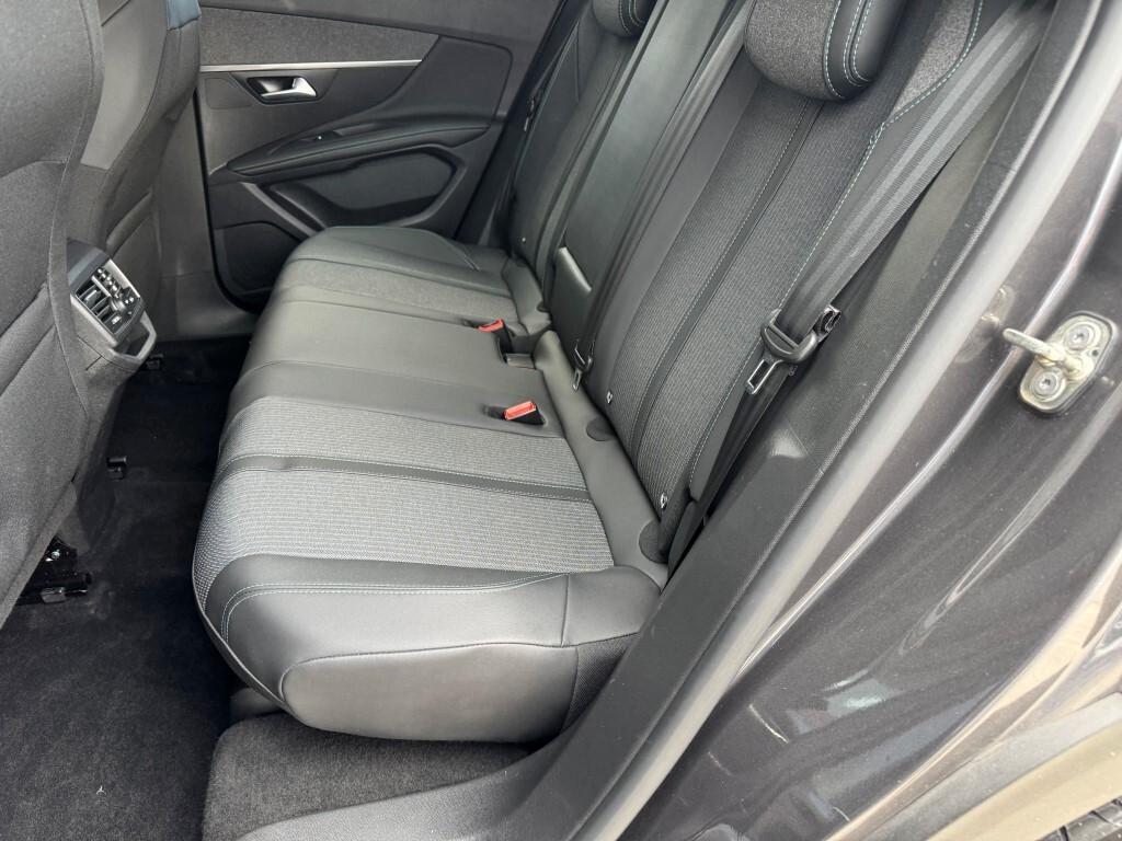 Peugeot 3008 1.5 Bluehdi Allure Pack S&s 130cv Eat8