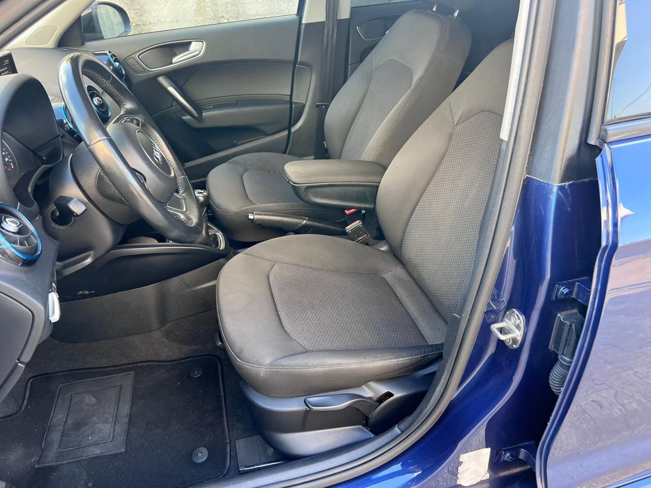 Audi A1 Sportback 1.0 82 CV TFSI Admired S-Line mtm