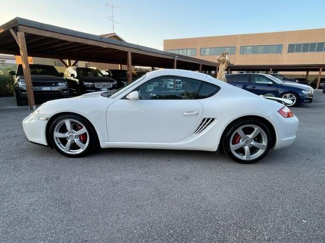 Porsche Cayman 2.7