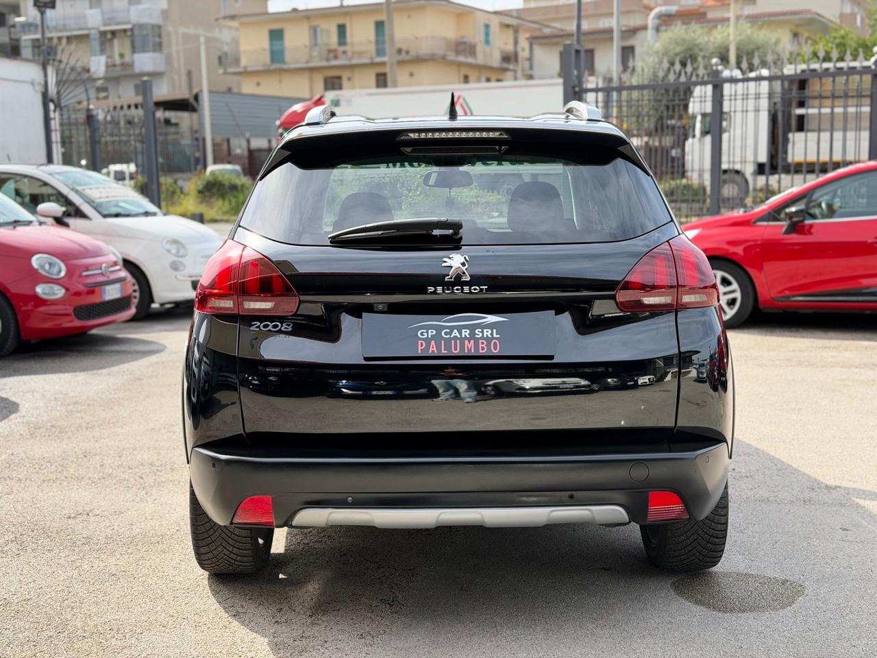 Peugeot 2008 BlueHDi 100 S&S Black Matt