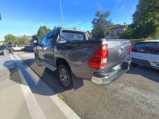 TOYOTA Hilux 2.4d150cv 4WD GANCIO TRAINO