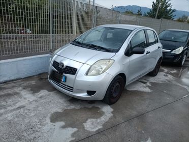 2009 Toyota Yaris 1.0 5 porte