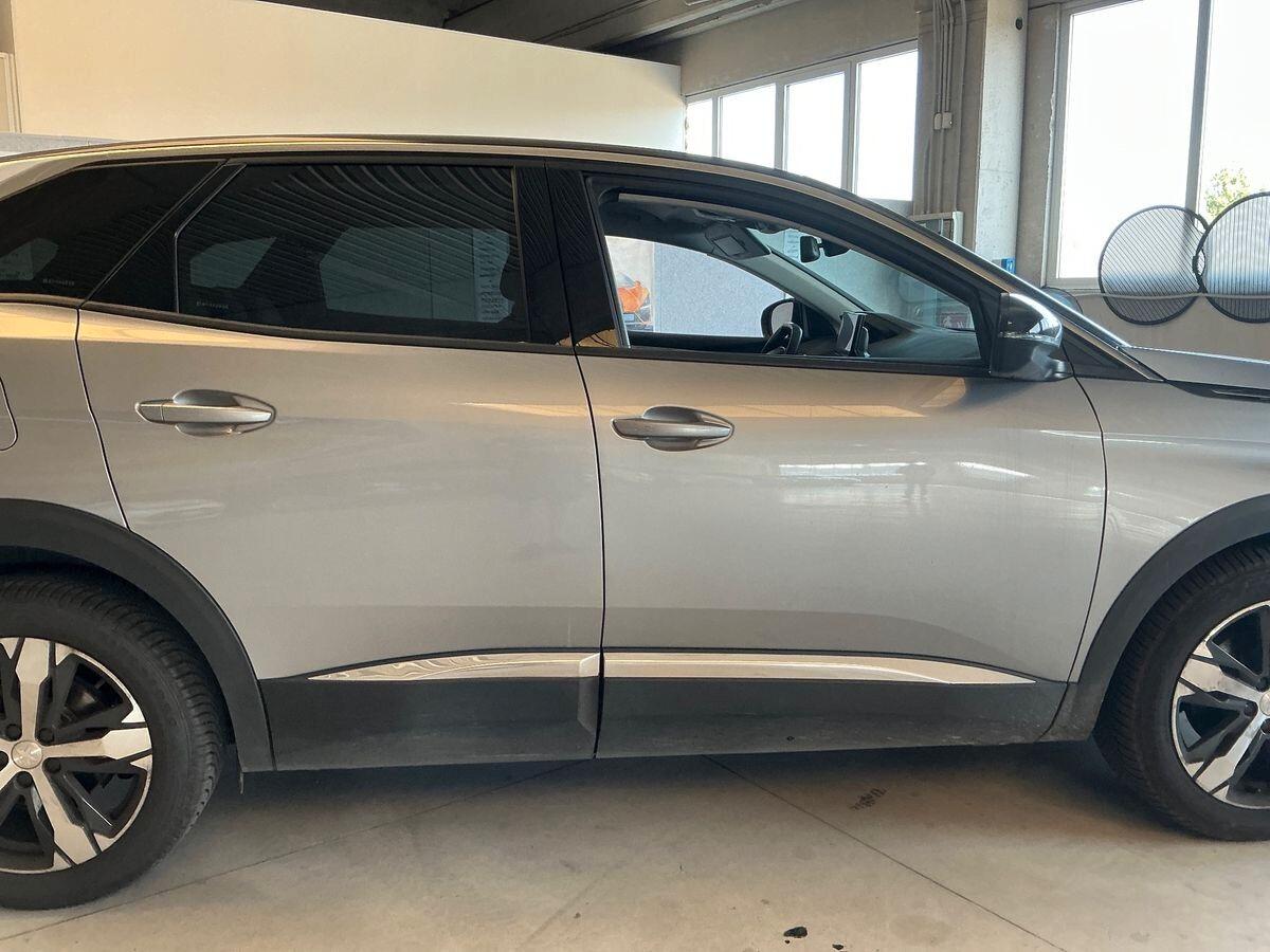 Peugeot 3008 1.5HDI FULLOPTIONAL NUOVA 2012