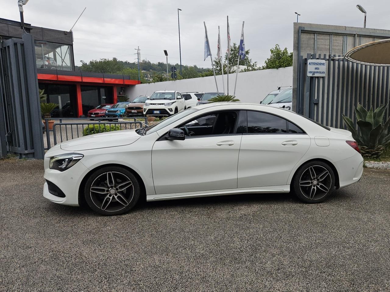 Mercedes-benz CLA 200 d Premium