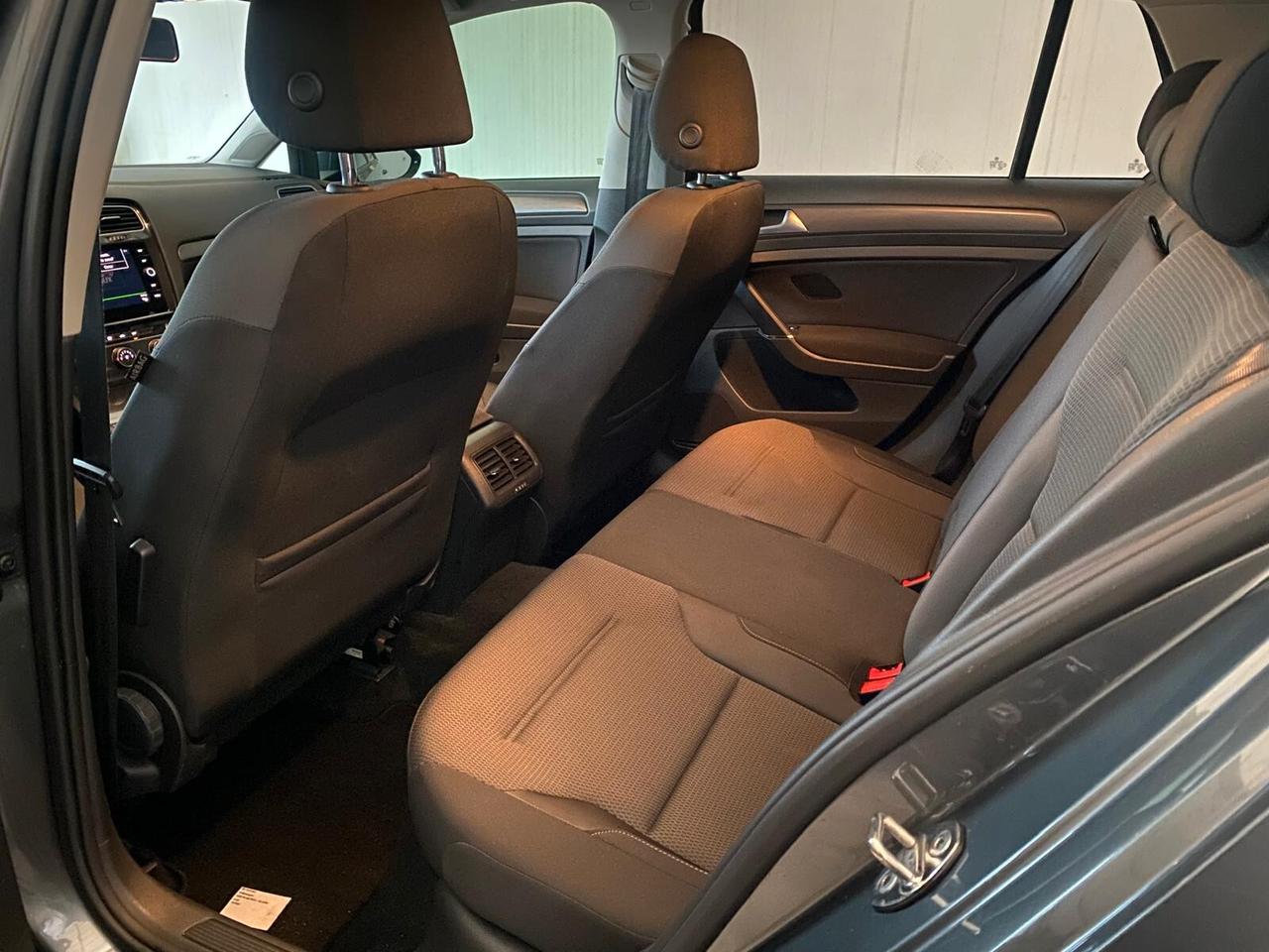 Volkswagen Golf 1.6 7.5 TDI 115 CV 5p. Business BlueMotion Technology