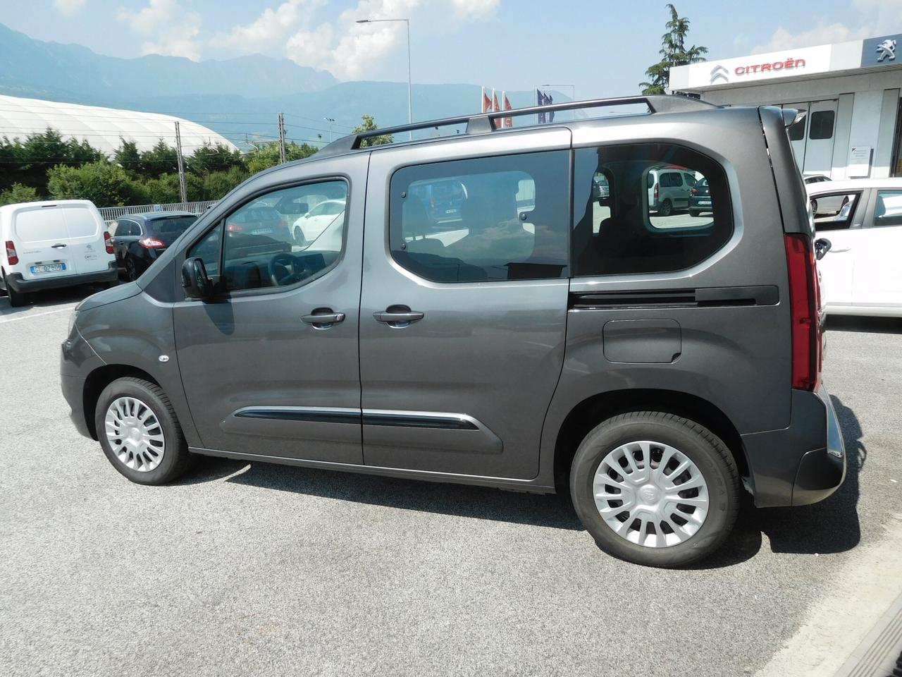 Toyota Proace City Verso 1.5D 100cv S&S Short D Lounge 7 POSTI