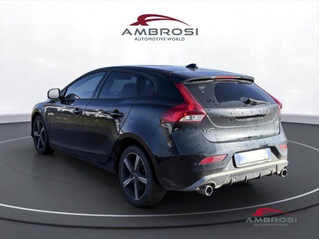 VOLVO V40 D2 R-design Kinetic - PER OPERATORI DEL SETTORE