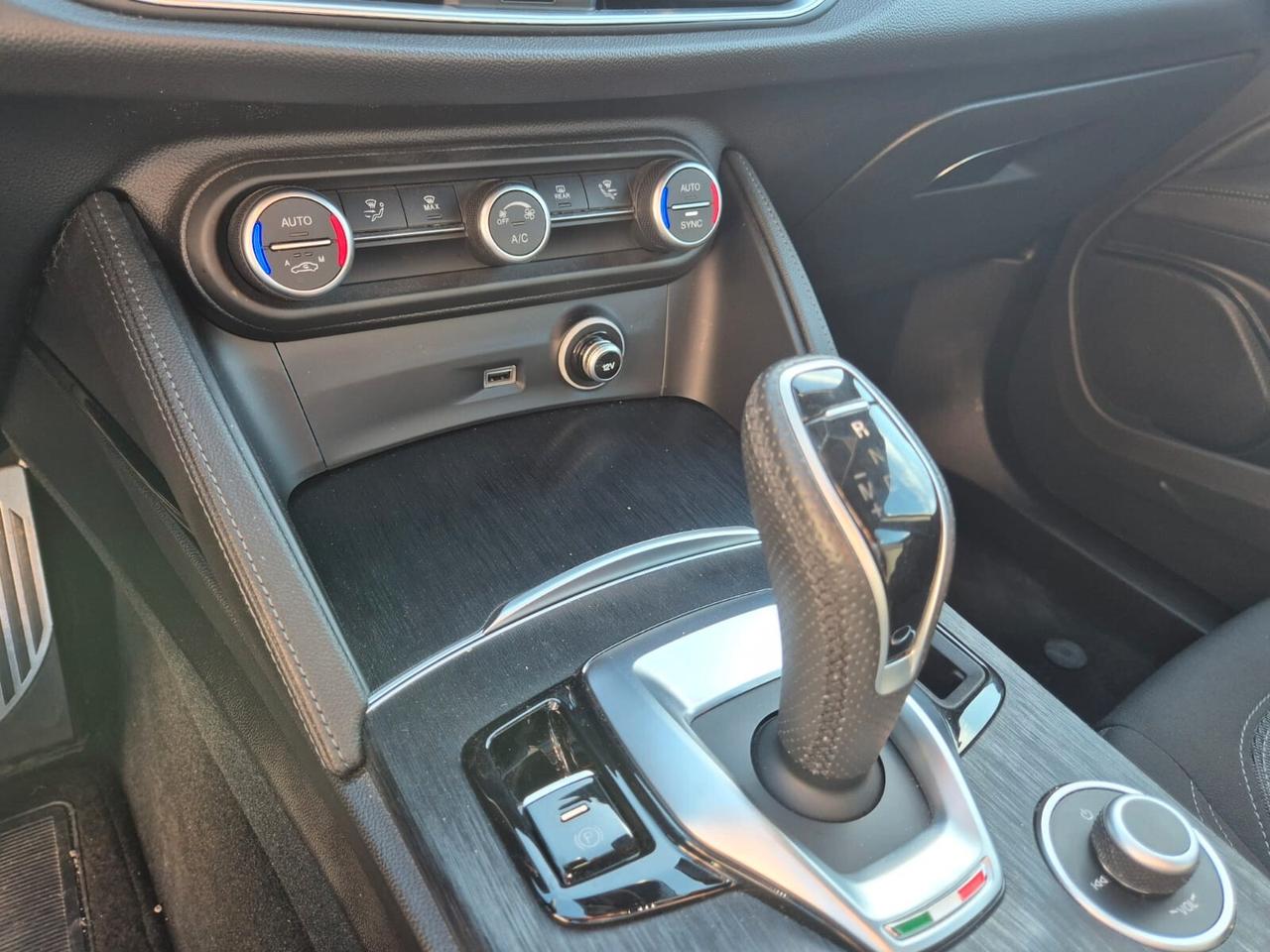 Alfa Romeo Stelvio 2.2 Turbodiesel 210 CV AT8 Q4 Sprint